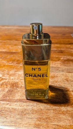 CHANEL No 5 Eau De Toilette Spray 100 ml 3.4 fl oz