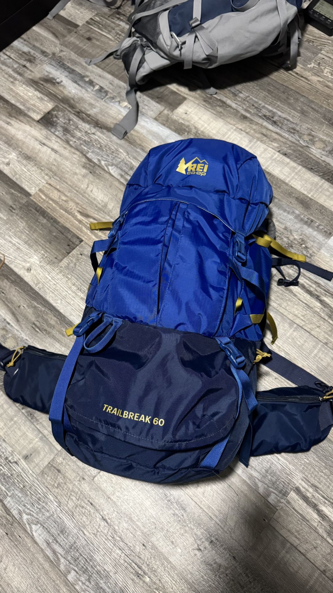 NEW Backpack REI Trailbreak 60 Women's