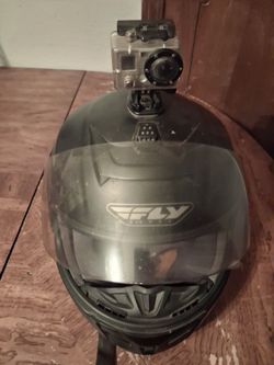 "FLY" mens large motorcycle helmet