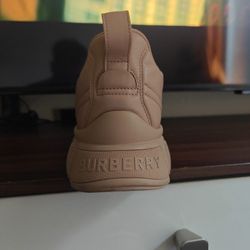 Burberry Classic Quilted Leather Sneakers Shoes Light Brown Size 41 1/2 NIB $850