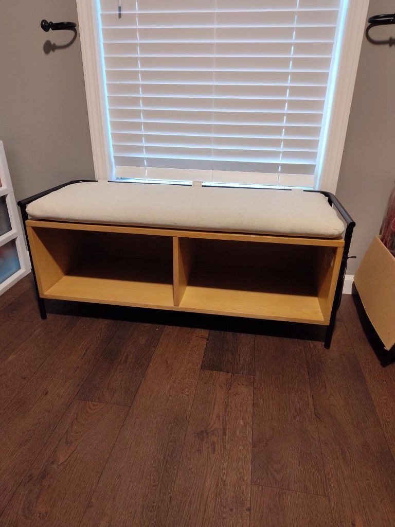Wooden Ottoman With Pillow PRACTICALLY NEW