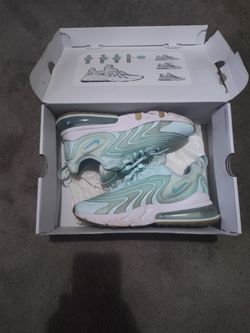 Air Max 270 React Womens