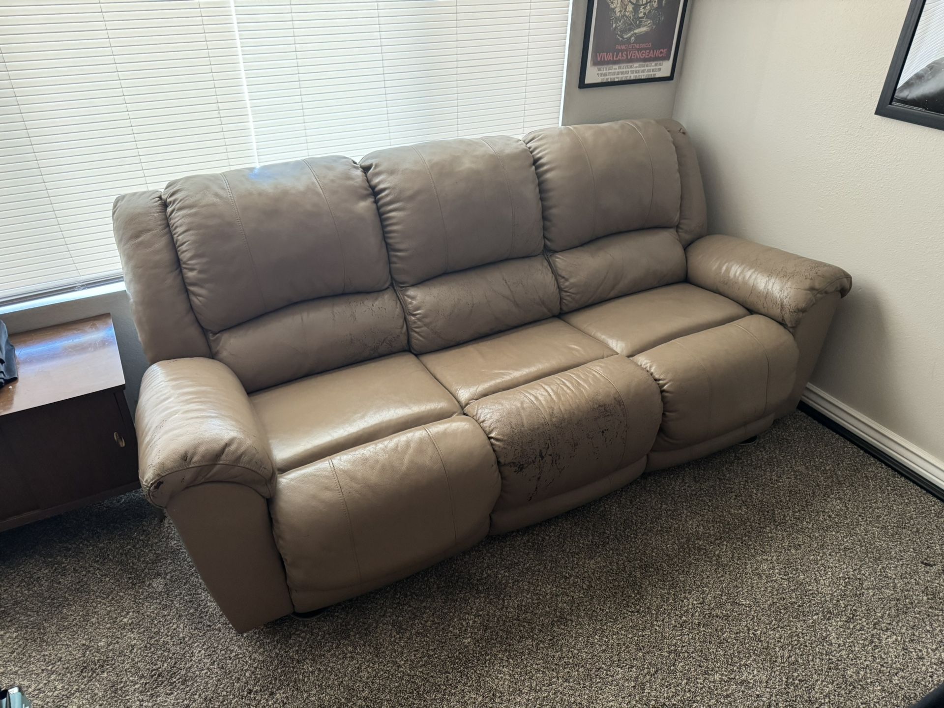 Leather Recliner Sofa (Electric) - Good Condition