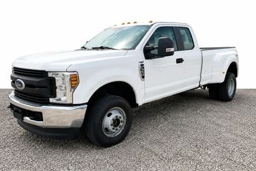 2018 Ford F350 Super Duty Super Cab