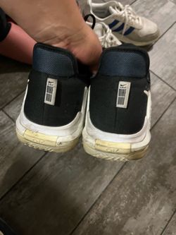 Nike Low-Top Sneakers Black and White