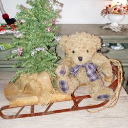 Bear with Sled Decor