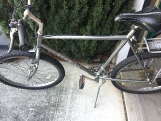 Schwinn impact mountain bike. Classic 30 for Sale in US OfferUp