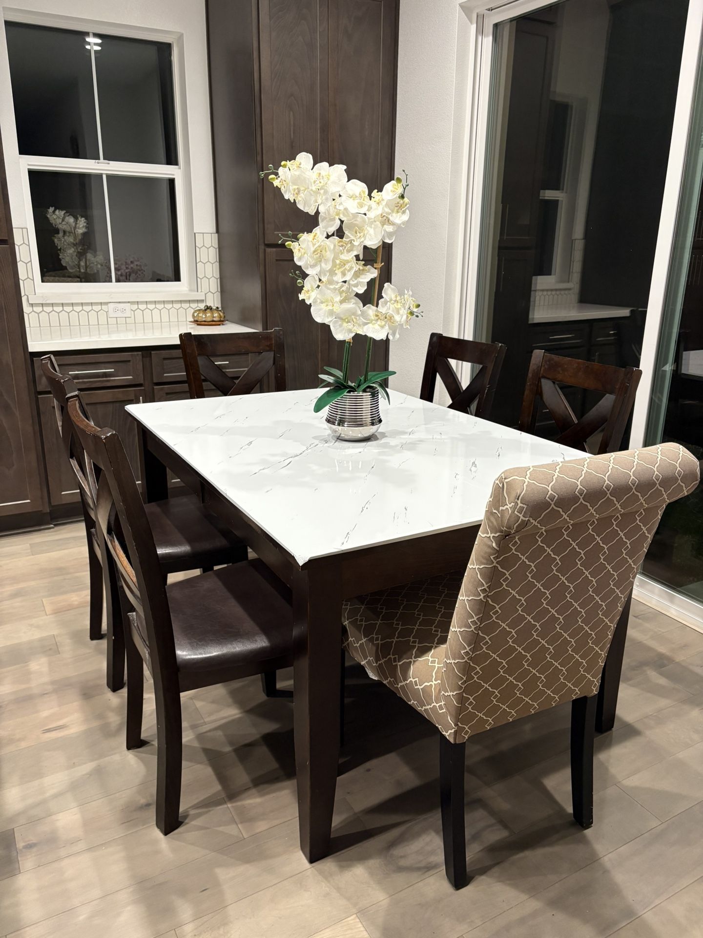 7-Piece Solid Wood Dining Table and Chair Set in Great Condition