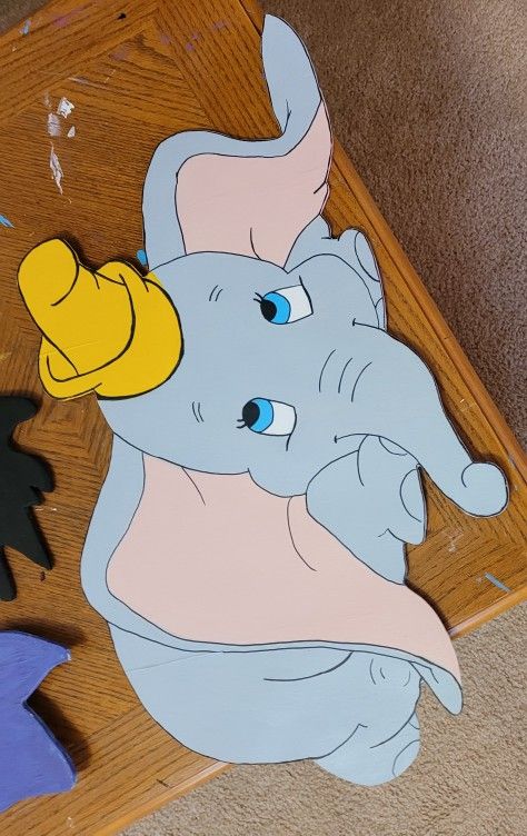 Dumbo Cutout