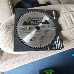 10 Inch Saw Blade Avanti Fine Finish 