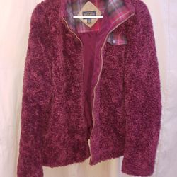 Burgándy womans jacket large