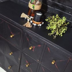 Apothecary style cabinet
