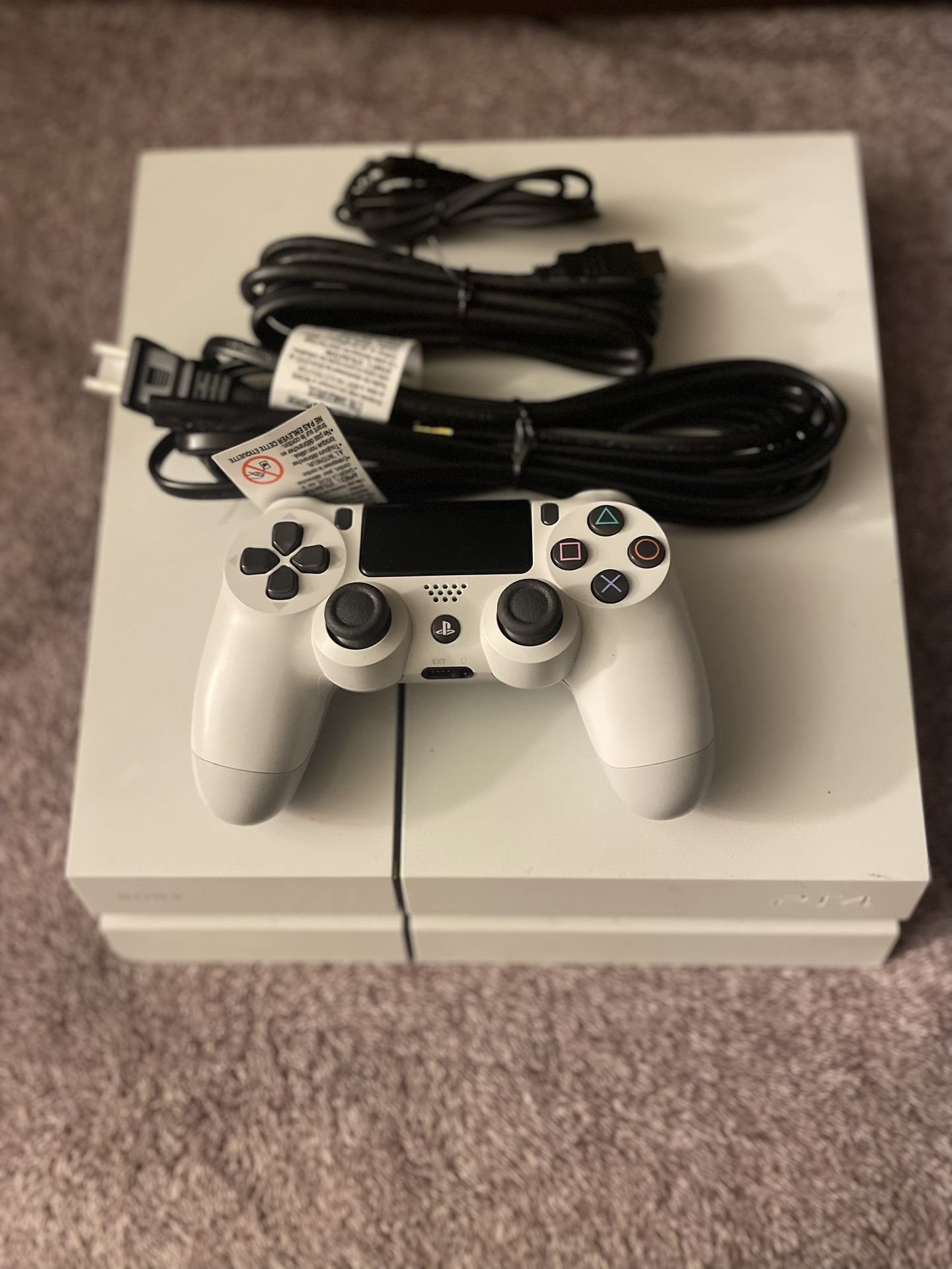 Glacier White Sony PlayStation, White PS4 Controller w/ all cords.