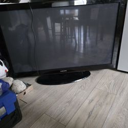 55" Samsung TV