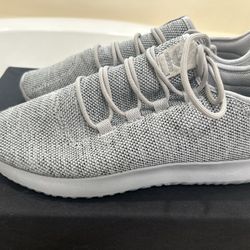 Adidas Size 10m Worn Once.    89$ Obo