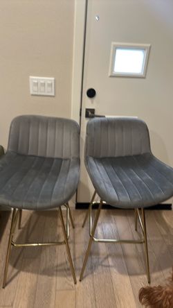 Bar chairs