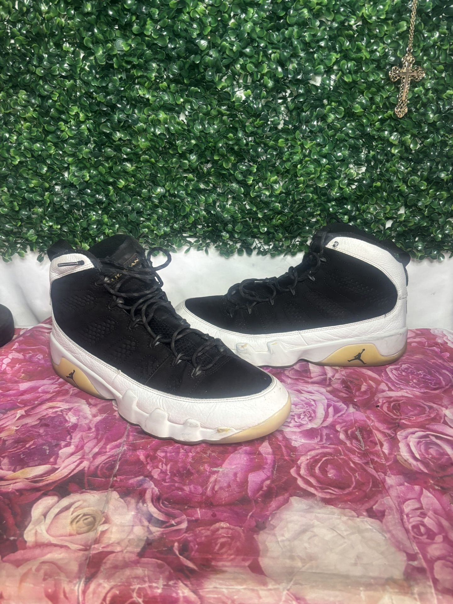 Men’s Size 13 Air Jordan 9 Retro Shoes