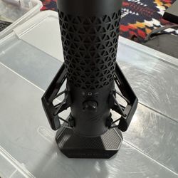 ASUS ROG Carnyx USB Gaming Microphone