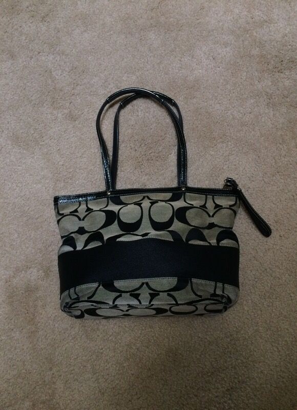 Coach Classic Handbag Black/Grey