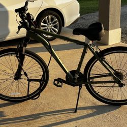 26” Men’s Schwinn Hybrid Bike
