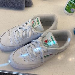 Classic Reebok Sneakers 