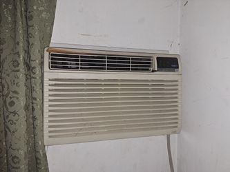 AC 10,000 btu - Kenmore
