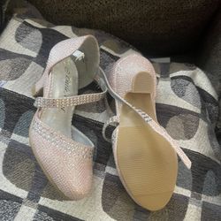 Bendo Unas Zapatillas Las Compré Para Mi Hija Pero No Le Kedan Son Nuevos En Buenas Condiciones En Aloha 