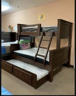 TWIN/FULL/FULL PINEWOOD BUNK BED MATTRESS INCLUDED - VERY STURDY