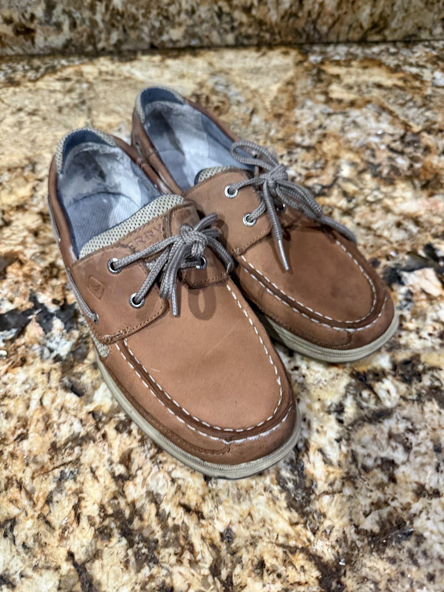 Big Boys Sperrys - Size 6