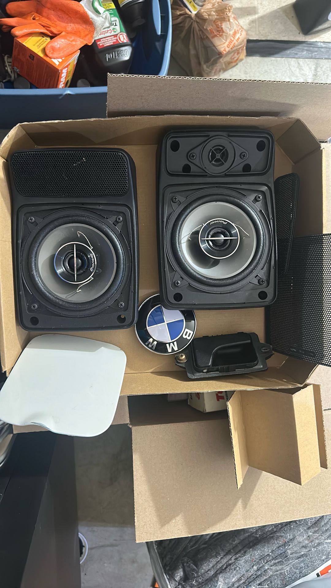 BMW. E30 OEM Pioneer Rear Speakers  Pair , BMW Hood Emblem . BMW E30 Gas Lid 