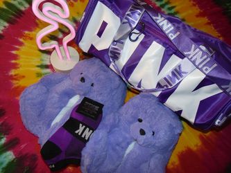 PINK Dufflebags & Teddy Bear Slippers 🧸 