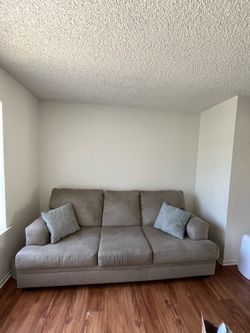 Couch for sale $200