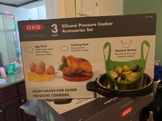 Silicone Pressure Cooker 3-Piece Set, OXO. STEAMER BASKET, EGG & COOKER  RACK.