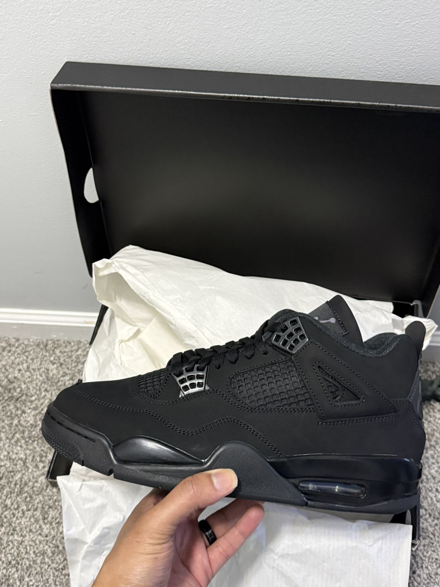 Jordan 4 Retro- size 10