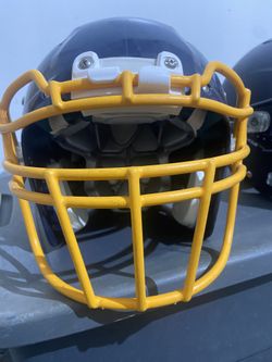 Football Helmet Schutt Size Médium Youth