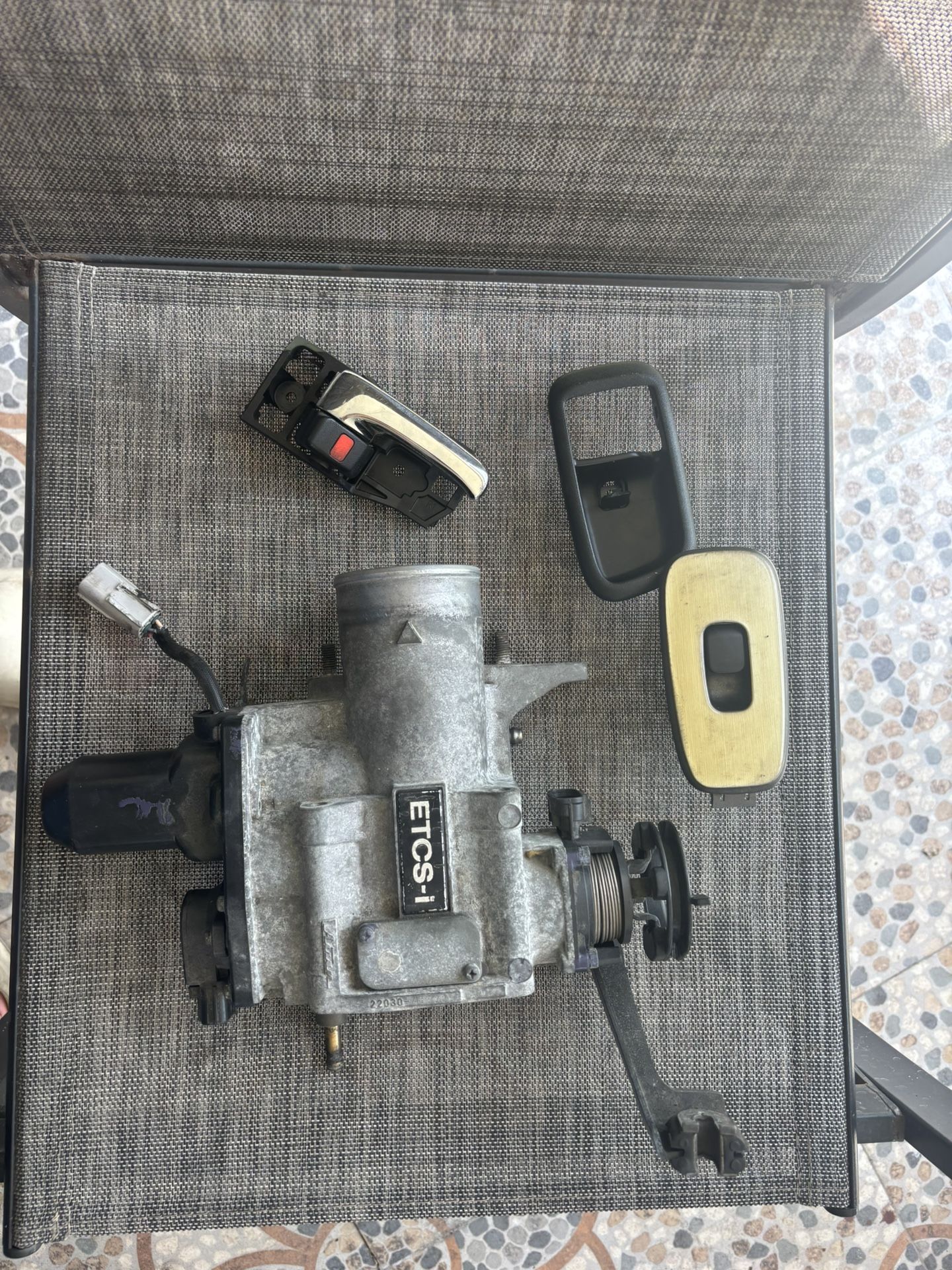 Parts For An 2003 Lexus Is300