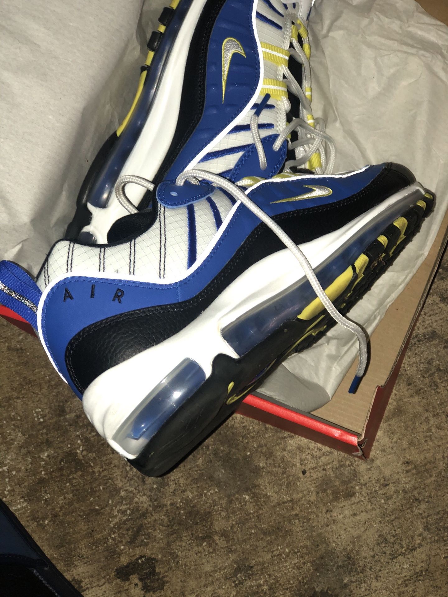 Nike Airmax 98 size 9 worn 1