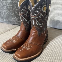 Women’s Cowboy Boots 