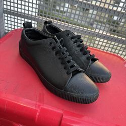 HUGO Black Leather Sneakers – Men’s Size 8.5