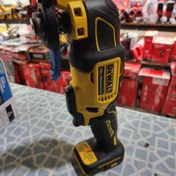 DEWALT 20V CORDLESS MULTI TOOL BRUSHLESS $110