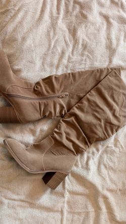 Tan Suede Knee-High Heeled Boots size 10