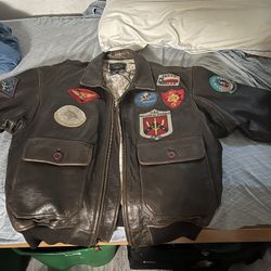 (Top Gun) Leather Avirex Jacket 