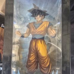 Goku Dragonball Statue 