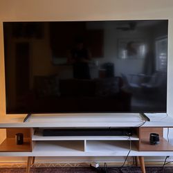 Samsung 75” QLED Smart TV (Q7F) - Like New