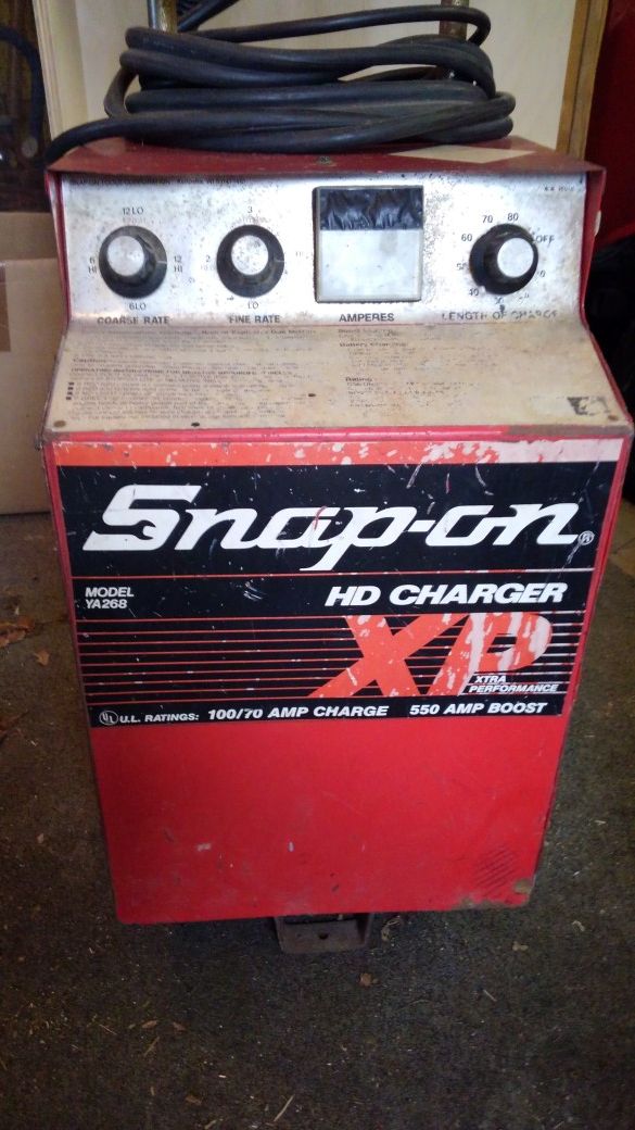 Snap-on battery charger Hd