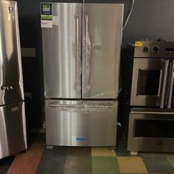 New Kitchen Aid Counter Depth Refrigerator‼️‼️