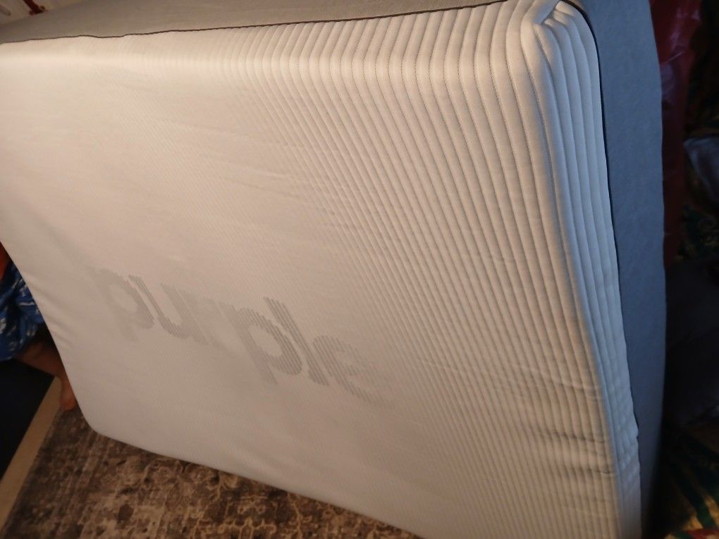 New Purple Plus Queen Mattress - 11" GelFlex Grid, Premium Comfort Foa
