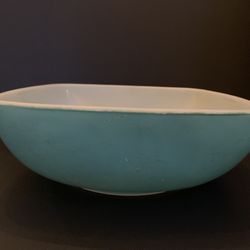 Vintage Turquoise Blue PYREX 2.5 QT Ovenware 9" Square Piece Mark #025