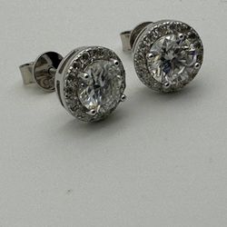 VVS Mojssanite Diamond Earrings 