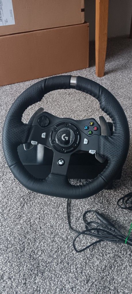 Logitech G920 Driving Wheel, Floor Pedals and Shifter